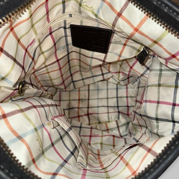 Vintage Coach Black Leather Hobo Shoulder Bag with Brass Hardware - Picture 6 of 7